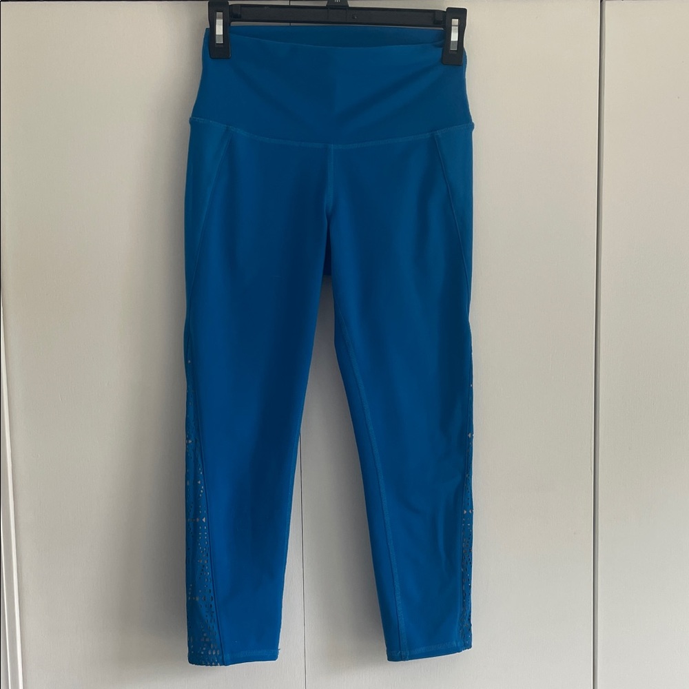 ALO Yoga Vibrant Blue Leggings with Mesh Accents